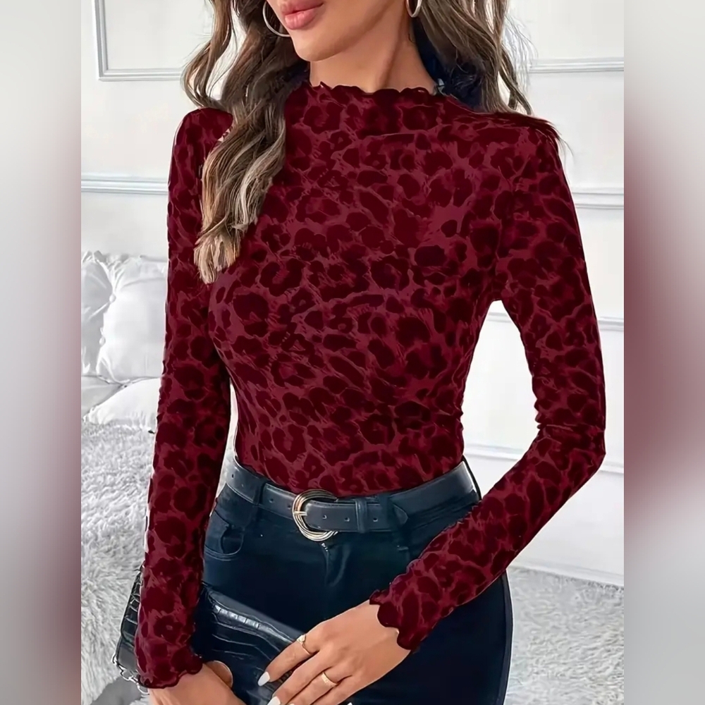 Leopard Print Long Sleeve Top